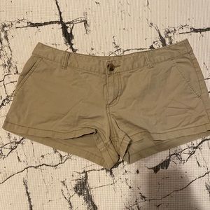 Kacki shorts